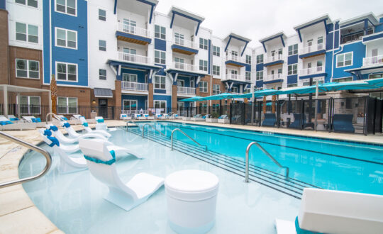 Apartment outdoor pool